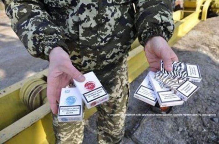 Стражі кордонів знову відшукали тютюнову контрабанду!