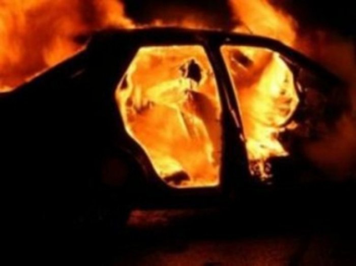 Спалений автомобіль колишньої «другої» людини на Закарпатті - простий підпал чи політичне замовлення?