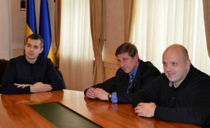 Чи було грамотним суддівство на футбольних полях у минулому році? (ФОТО)