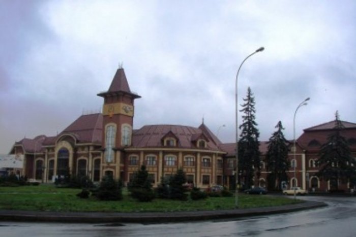 На площі імені Кирпи невідомі грабують перехожих!
