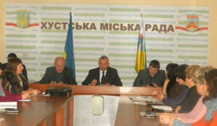 Суворий карантин від сьогодні ввели і в місті над Тисою