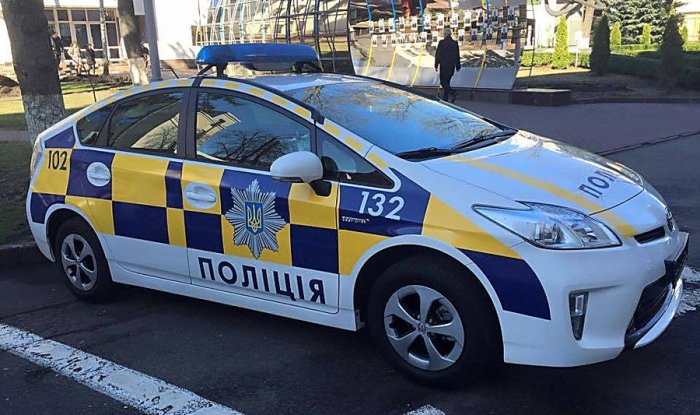 У поліції спростовують заяви активіста про покинуту в Хусті службову машину