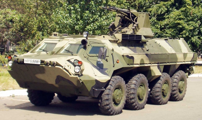 На площу перед Закарпатською ОДА виведуть військову техніку