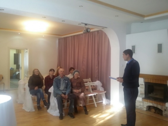 Дільничні інспектори на Ужгородщині представлять селянам нову поліцію