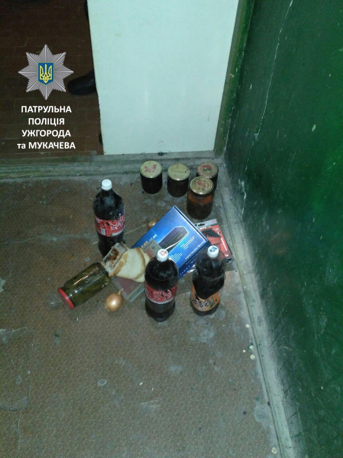 Чи від голоду, чи на закуску мукачівець покрав консервацію