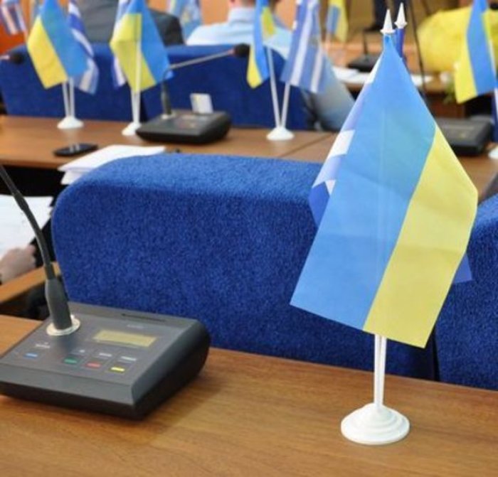 Хто із закарпатських нардепів далі кнокподавить у парламенті?