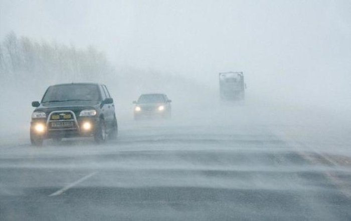 Біля Зняцева авто з’їхало з траси, загинув водій