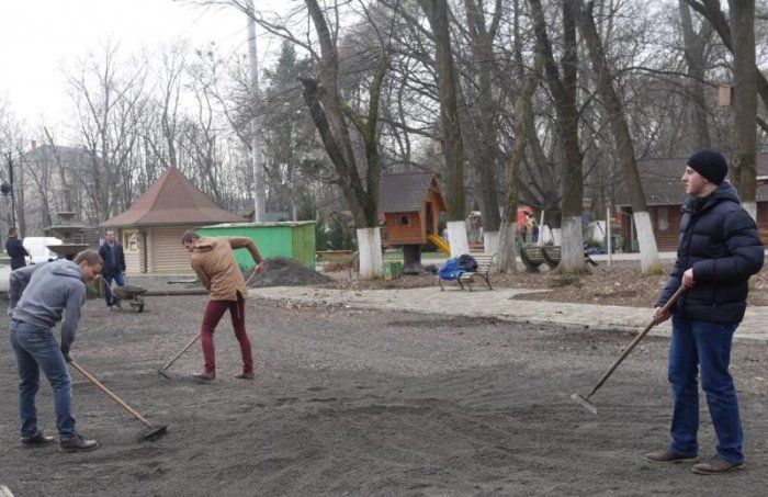 Як готували місце для "Ужгородської палачінти"