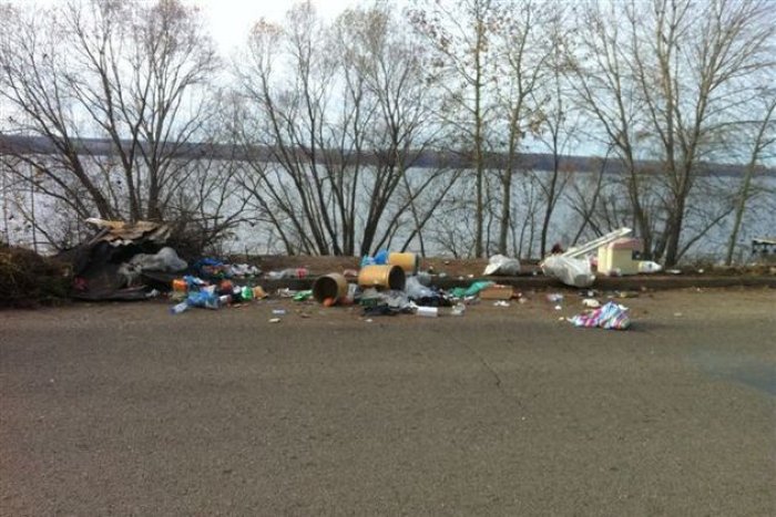 На Закарпатті приберуть від сміття автошляхи 