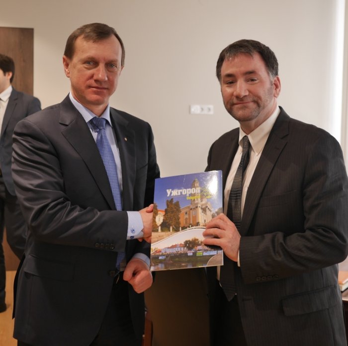 Міський голова зустрівся з представником Посольства США в Україні