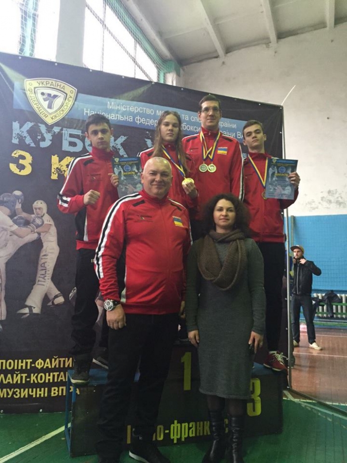 Закарпатка взяла два "золота" на Кубку України з кікбоксингу