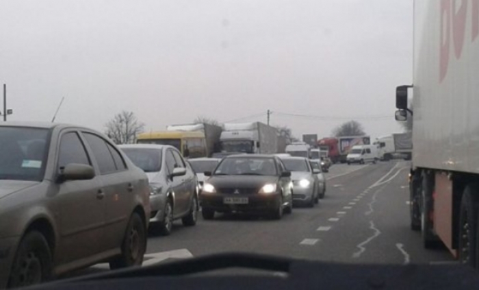 Вистачило на годину – через закарпатських далекобійників "Свобода" припинила блокування російських фур