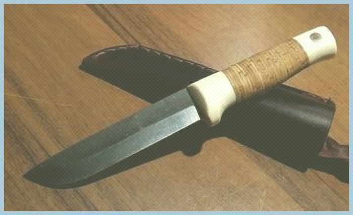 На Ужгородщині поліцейські виявили колекціонера-любителя холодної зброї