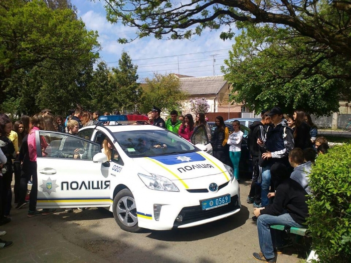 Полісмени і діти: продовження саги