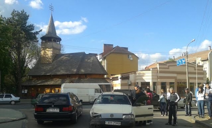 В Ужгороді - ДТП!