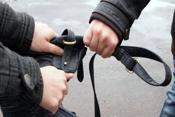 Мукачівку пограбували посеред вулиці