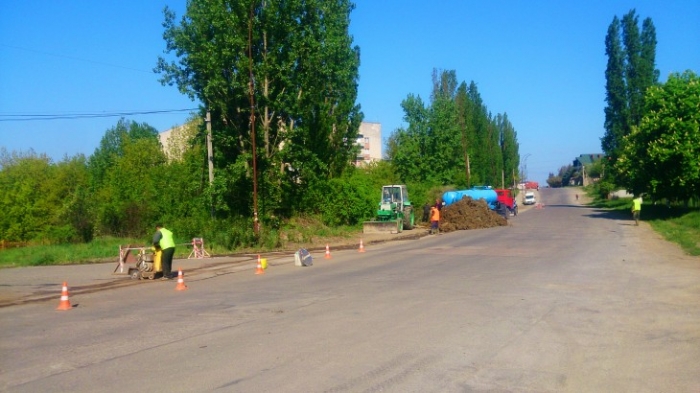 В Ужгороді сьогодні закопують те, що вчора розкопували 