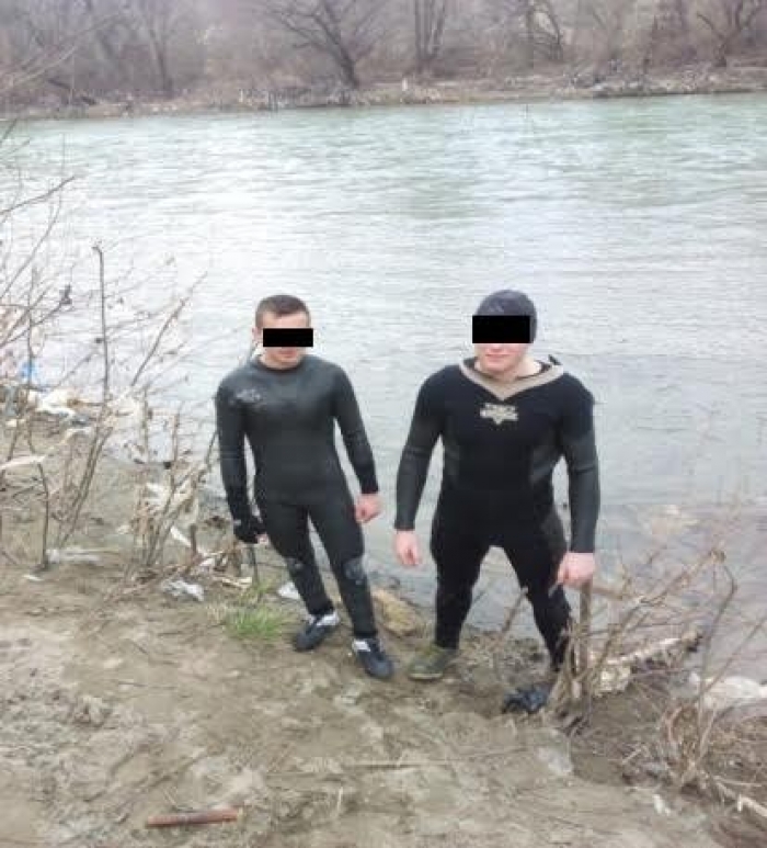 Водолази знов попалися на контрабанді