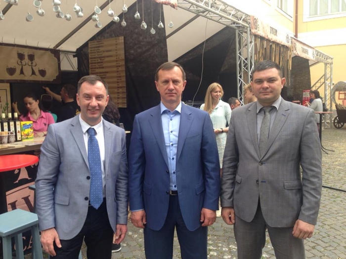 Розпочався перший фестиваль кави в Ужгороді!