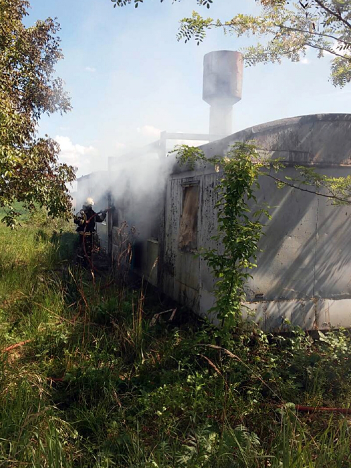 На Берегівщині пожежники ліквідували загорання сухої трави