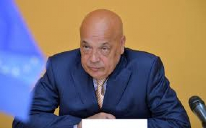 Москаль порахував на кордоні вагони з дровами. Усі – не закарпатські