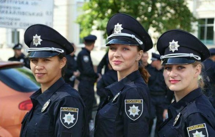Кожен третій патрульний у поліції Ужгорода і Мукачева – жінка