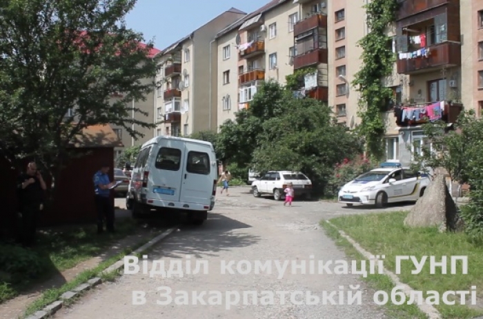 Вибухівку в підвалі багатоповерхівки в Ужгороді поліція не знайшла