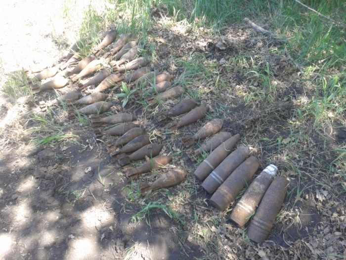 На Ужгородщині відкопали арсенал боєприпасів