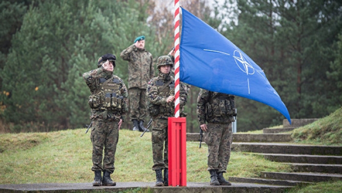 У сусідній Польщі наступного року НАТО планує розмістити батальйон "для посилення військової присутності на сході"