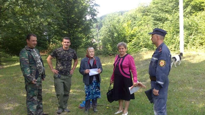 Закарпатські рятувальники перевіряють… ліси