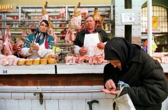 Понад 72% українців вважають, що вони бідні