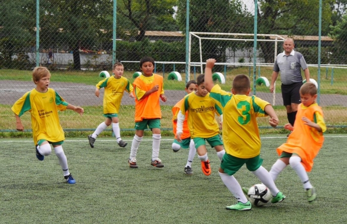 В Ужгороді стартували матчі кубку з міні-футболу серед дворових команд