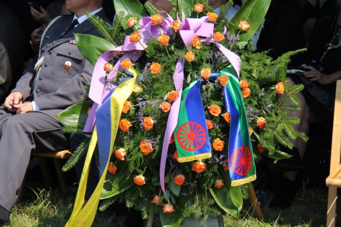 Закарпаття вшановує пам’ять жертв голокосту ромів