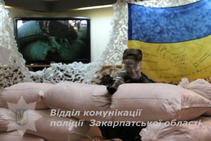 Закарпатська поліція відкрила двері для традиційної екскурсії