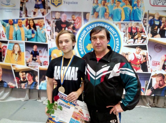 15-річна закарпатка стала чемпіонкою України з пауерліфтингу