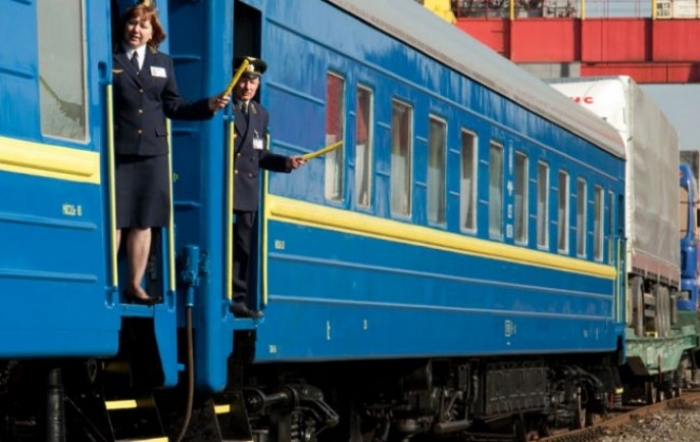 У напрямку Ужгорода запустили "зимові" потяги