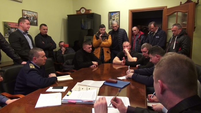 Про що вчора говорили митники з пересічниками