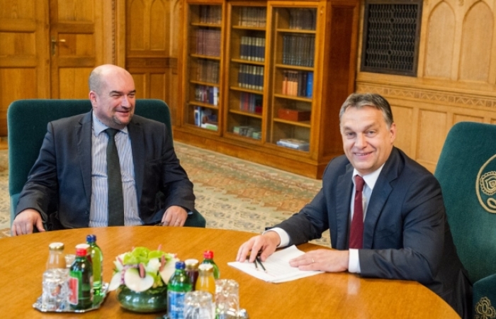Угорський прем’єр: У питанні подвійного громадянства Угорщина відкрита для України