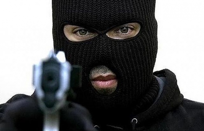 На Виноградівщині озброєні грабіжники "обчистили" фермерів на 400 тис. форинтів та 160 тис. гривень