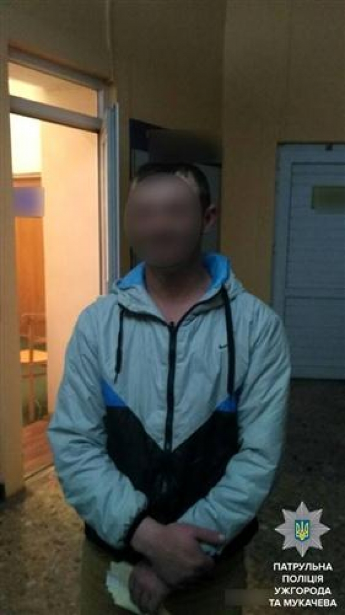 Дівочий "прилипала" у Мукачеві відповість ще й за "липовий" виклик поліцейських