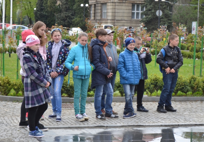 11 підлітків зі Світличного святкуватимуть Великдень в Ужгороді