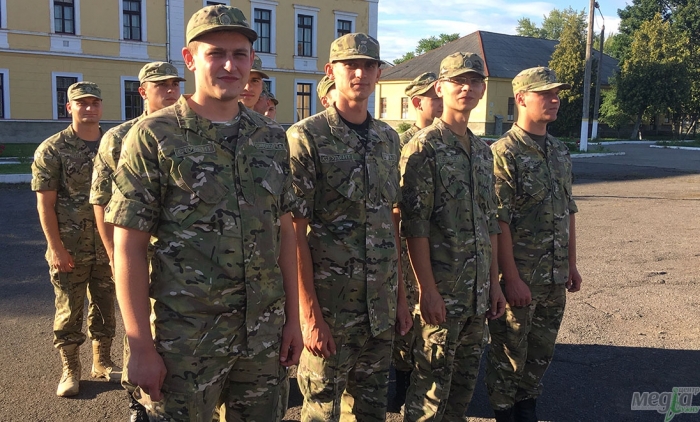 In The Army Now: студенти Ужгородського університету на місяць стали солдатами