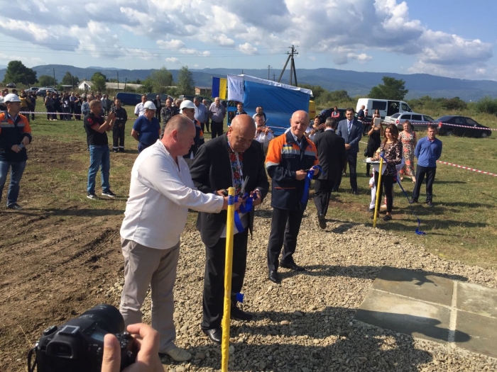 Незалежність на Рахівщині: відкрили нову гілку газопроводу, яка постачатиме газ власного видобутку