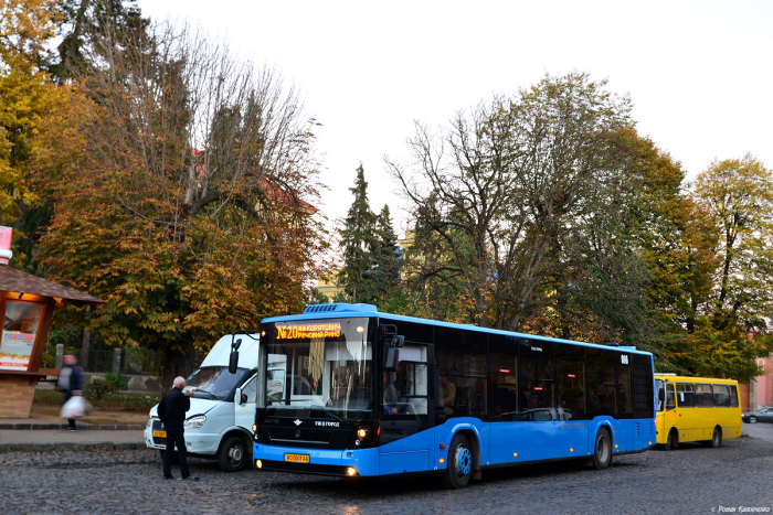 Як їздитимуть в Ужгороді автобуси на свята?