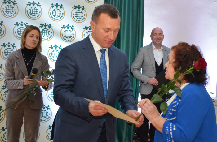Одна з найбільших ужгородських шкіл - №19 - відзначила 30-річний ювілей