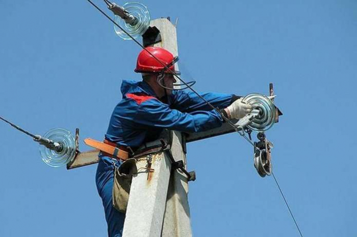 Відключення електроенергії в Ужгороді: «Закарпаттяобленерго» повідомляє про чергові планові роботи