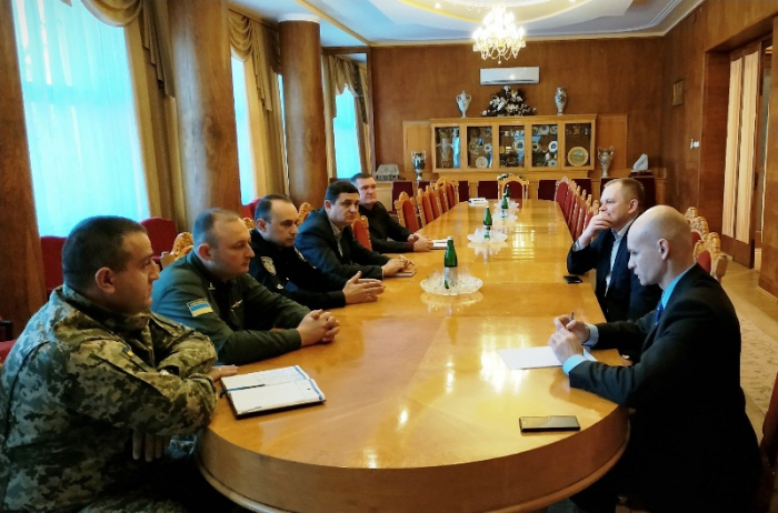 Стало відомо, як працюватимуть у різдвяно-новорічний період ОДА, митниця, поліція , прикордонники на Закарпатті