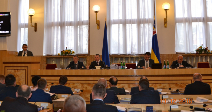 Депутати Закарпатської облради прийняли звернення, адресоване Президенту, Верховній Раді та Уряду України