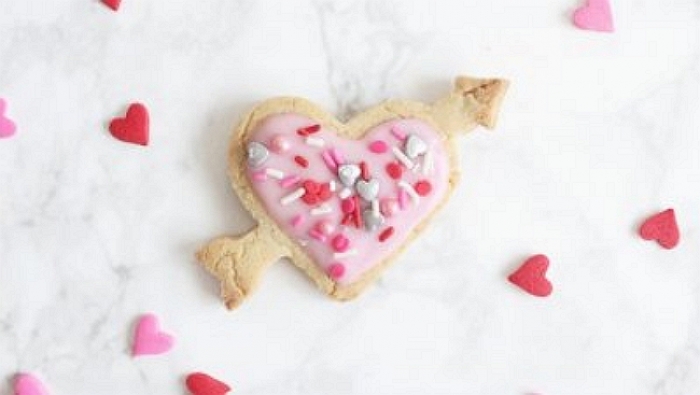 На День закоханих привітайте коханих "сердечним" печивом!