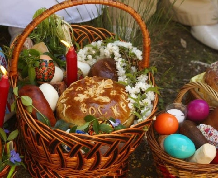 Великдень на Закарпатті: пасха, яйця, ковбаси та традиційний шовдарь...